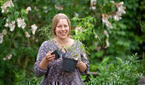 Mehr über den Artikel erfahren Garten im Mai, Gartenrundgang