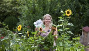 Mehr über den Artikel erfahren Garten im Juli | Gartenrundgang Teil 1